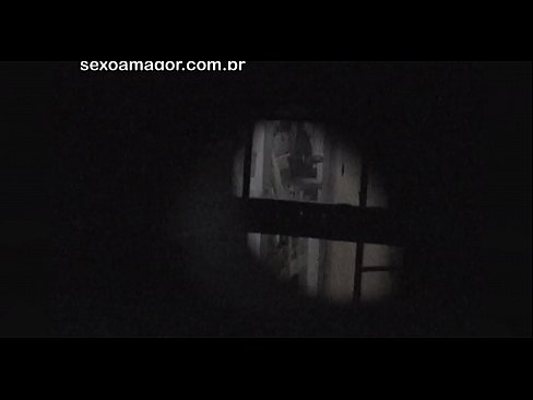 ❤️ Szőke lányt titokban videóra vette a környékbeli kukkoló, aki üreges téglák mögé rejtőzött ❤️ Pornó videó at hu.cbddeluxe.top
